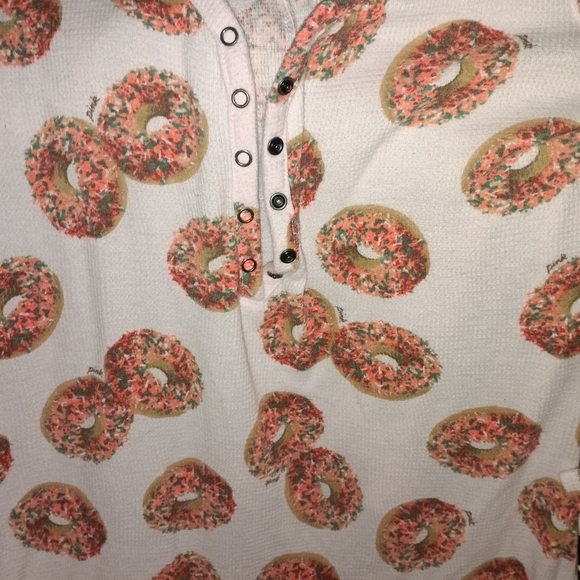 VEUC VS PINK ONESIE PJS SZ M - Picture 2 of 4